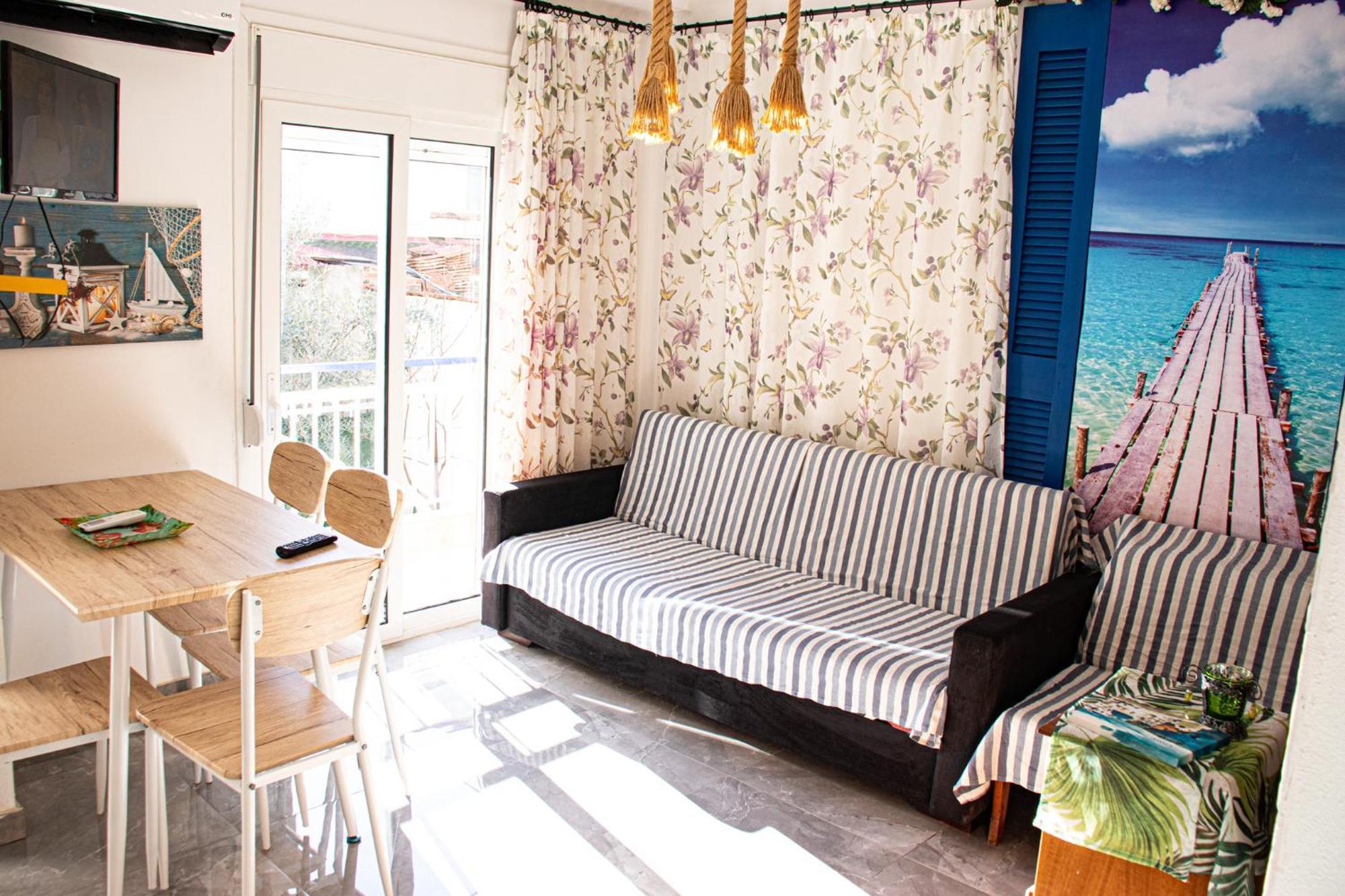 George'S House Apartment Paralía Екстериор снимка